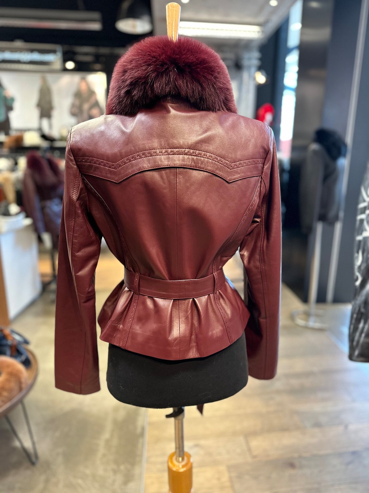 Sarah - Lambskin Leather Jacket With Fox Collar